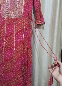 Elegant Pink Bandhani Kurta