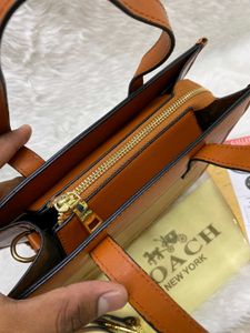 COACH FIELD TOTE 22* MIRROR QUALITY  WITHOUT BOX