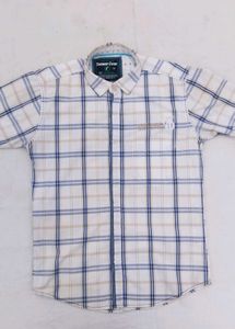 Thomas Cook Premium Men White Blue Checkered shirt