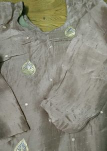 full suit in silk and a kurti i