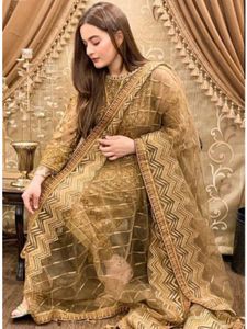 Designer Embroidered beautiful pakistani suit set