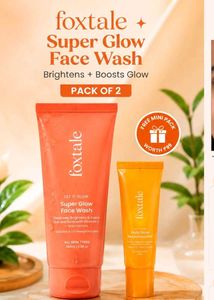Foxtale Super Glow Face Wash + Mini Sunscreen Comb