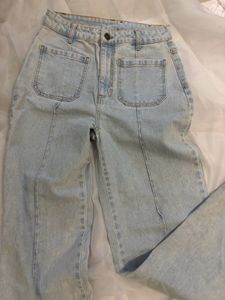 Light Wash 90s Flare baggy  Jeans