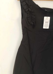 Chic One-Shoulder Black Dress
