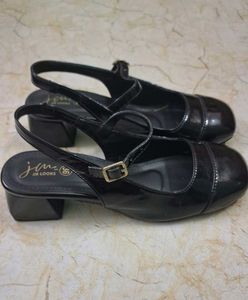 Black Mary Jane shoes