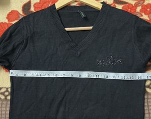 Branded Woolen Top For Women’s
