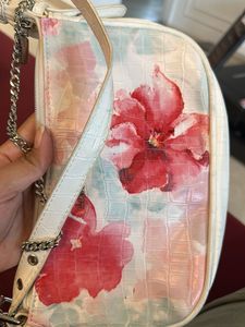 Chic Floral Shoulder Bag