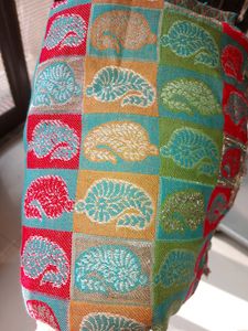 Kashmiri Pashmina Shawl (From Srinagar)
