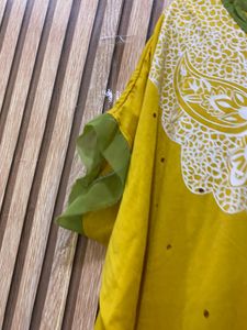 Yellow Tunic with Lace Detail 38-48