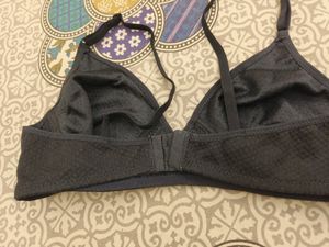 Black..Bra