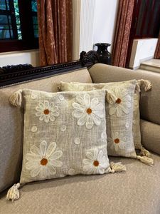Decorative Daisy Pillow Cover-2