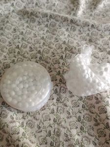 White thermocol Balls