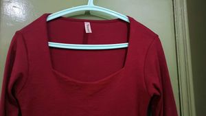 Chic maroon Square Neck Top