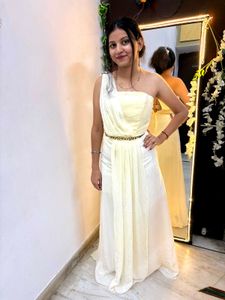 Elegant Cream One-Shoulder Gown