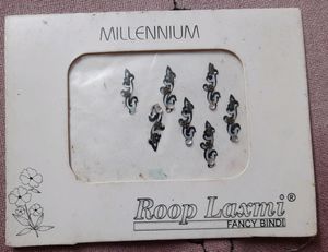 Silver Bindi