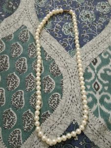 Classic Pearl Necklace