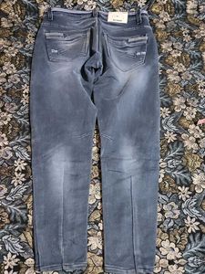 Men's Grey Washed Denim Jeans