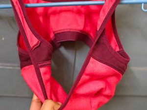 Women's Sports Bra
