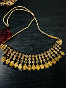 Stunning Black &amp; Gold Jewelry Set🩶