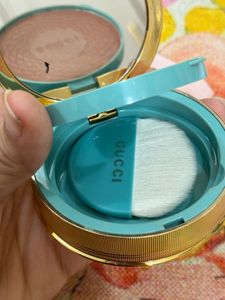 FLASH SALE🔥Gucci Bronzer - 04 (Used twice)