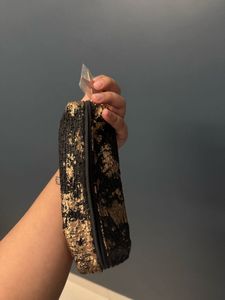 ORIGINAL MAC - Sparkly Gold &amp; Black Pouch
