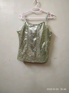 party top... there are sequence both si