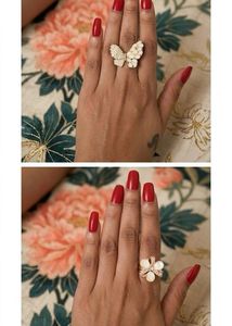 Elegant Flower Rings with Crystals