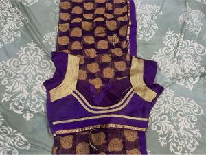 Beautiful Purple Saree with Gold Leaf Pattern