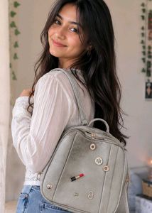 Chic Grey Crossbody Bag