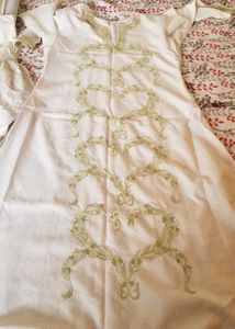Elegant Embroidered Kurta set