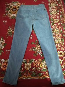 Bundel of 2 Pairs Women's jeans Branded 👖