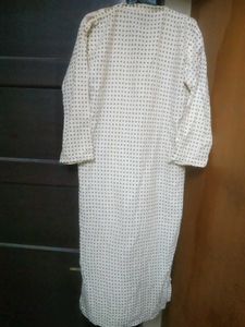 Women's Designer Layered Cotton Kurti – White &amp; Be