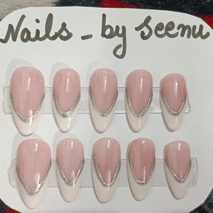 Elegant French Tip Nail Design
