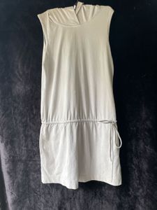 Minimalist Sleeveless Drawstring Waist Dress