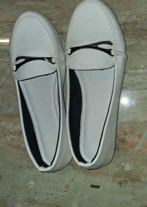 Chic White Loafer Flats
