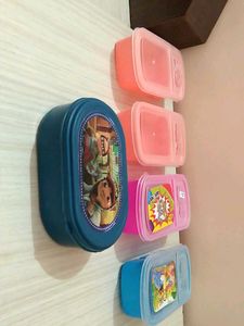 ⛱️Cute Cartoon Lunch Boxes - Set of 5