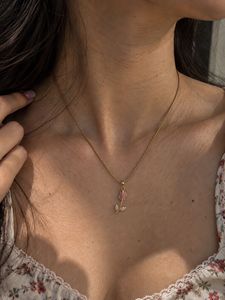 Chic Tulip Pendant Necklace