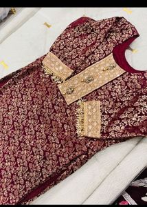 Exquisite Maroon &amp; Gold garara Set