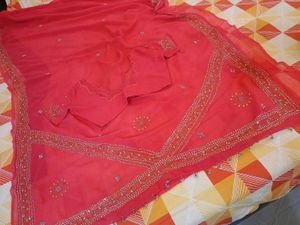 Beautiful rose pink Embroidered Saree🩷