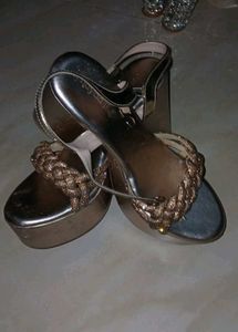 Gold Platform Heels - Size 39/ UK 6