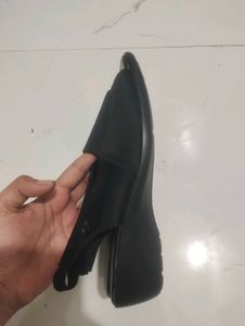 Bata Stylish Black Slingback Sandals