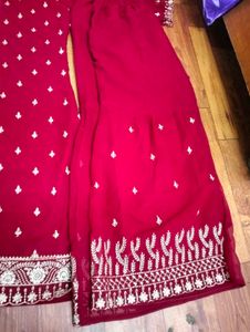♥️Elegant Red Embroidered Kurta Set with Dupatta