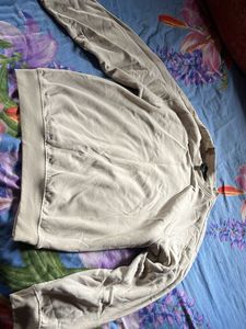 Comfortable Beige Sweatshirt