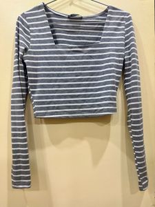Striped Cropped Long Sleeve Top