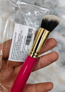 Too Faced Concealer Brush