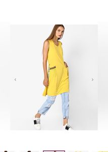 Vero ModaSleeveless Longline Top with Pockets