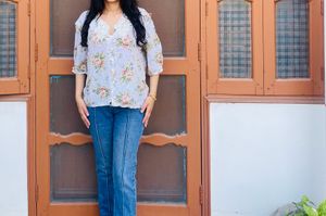 Floral Print Lace V-Neck Top