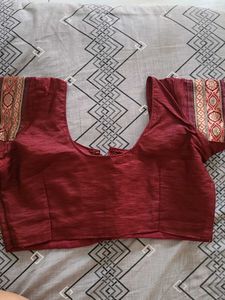 Elegant Golden Saree with Brocade Border