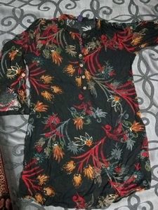 Women's Floral Print Kurta