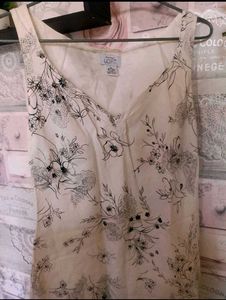 Lightweight Floral Print V-Neck Dress